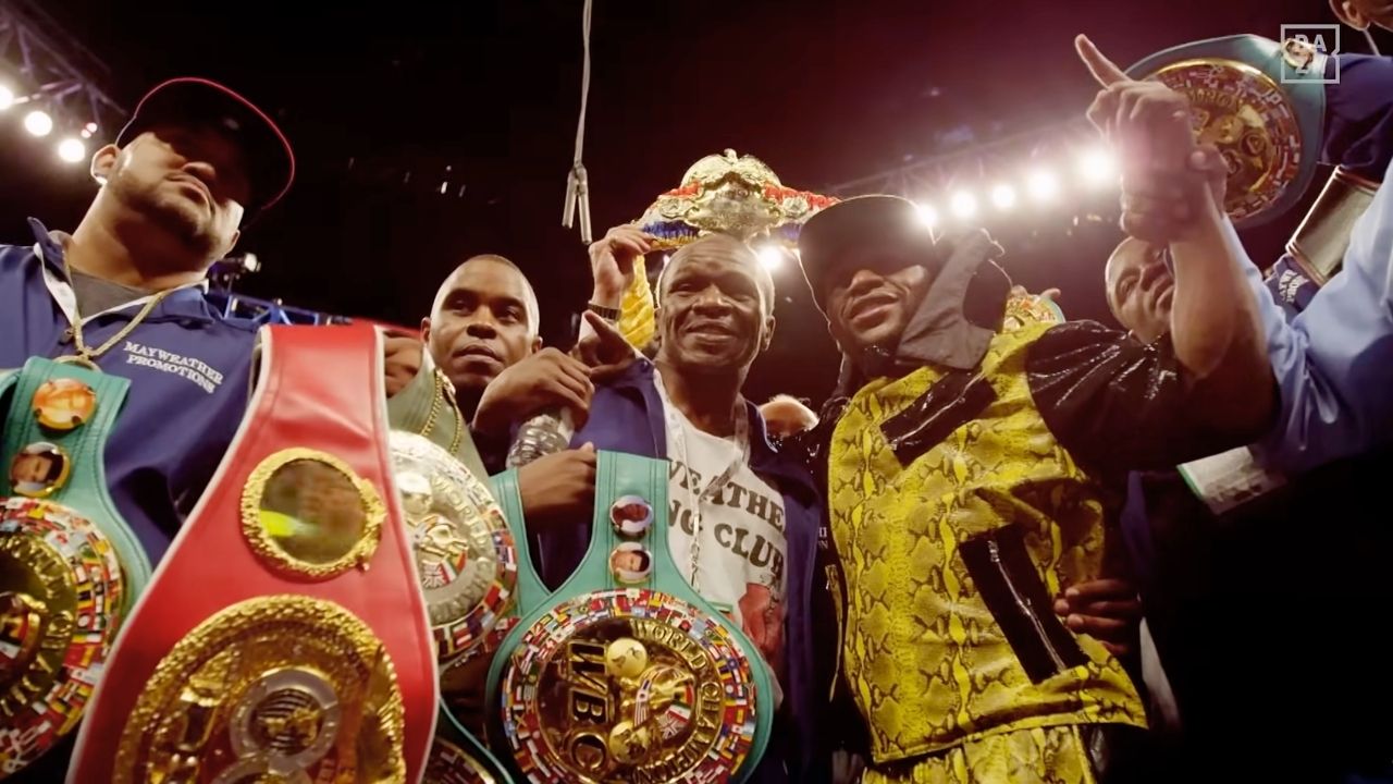 Floyd Mayweather Opens as -225 Favorite vs. Manny Pacquiao on Netflix